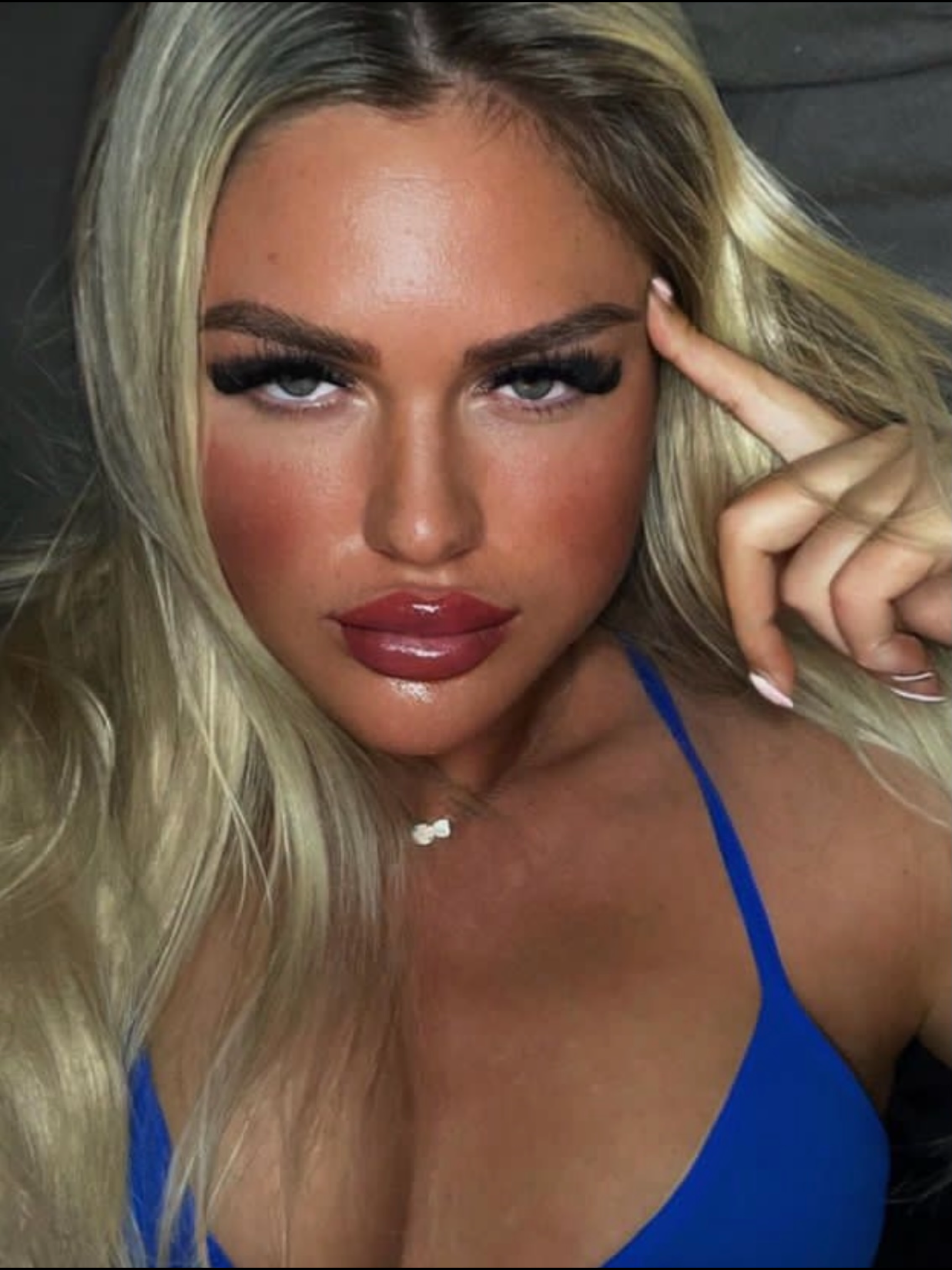 A52DFE7C 5A23 4344 BB33 0636F730B751