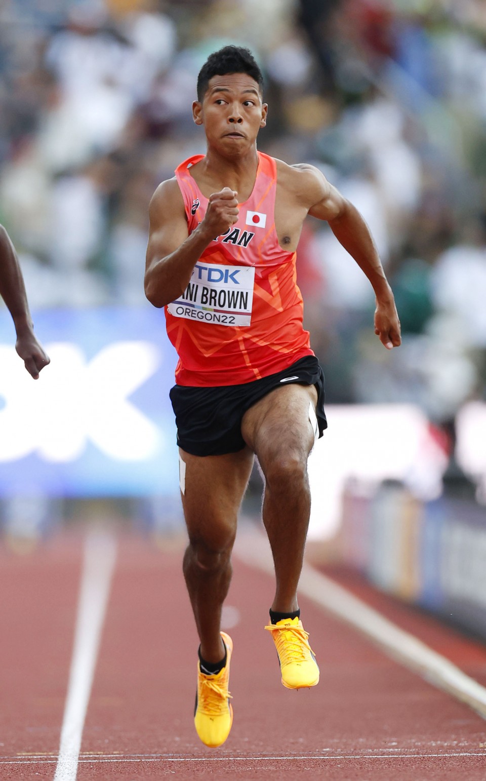 D6F12130 7782 4B99 A14D 6228F8F88097