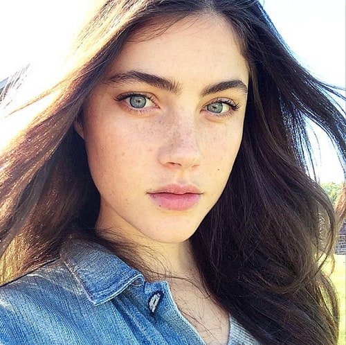 E101A1FD 41D8 4D21 8CA9 963EF0F6FA18