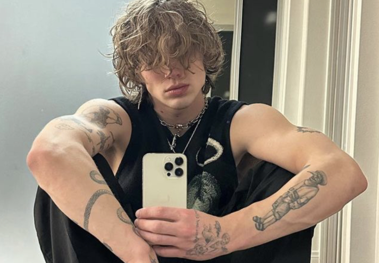 8A40F16C 4696 4A25 84DD 812CF63B3AEC