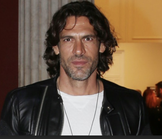 6994677B C713 4193 BF54 D3F2EEEDDC36