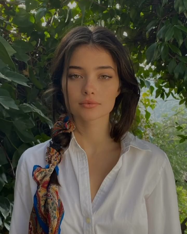 114CC2BB B21E 4CCF 8EF4 213589AA5E75