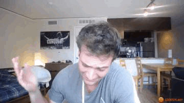8DFA1E10-1945-4751-9AD8-9D9662D52FEF.gif