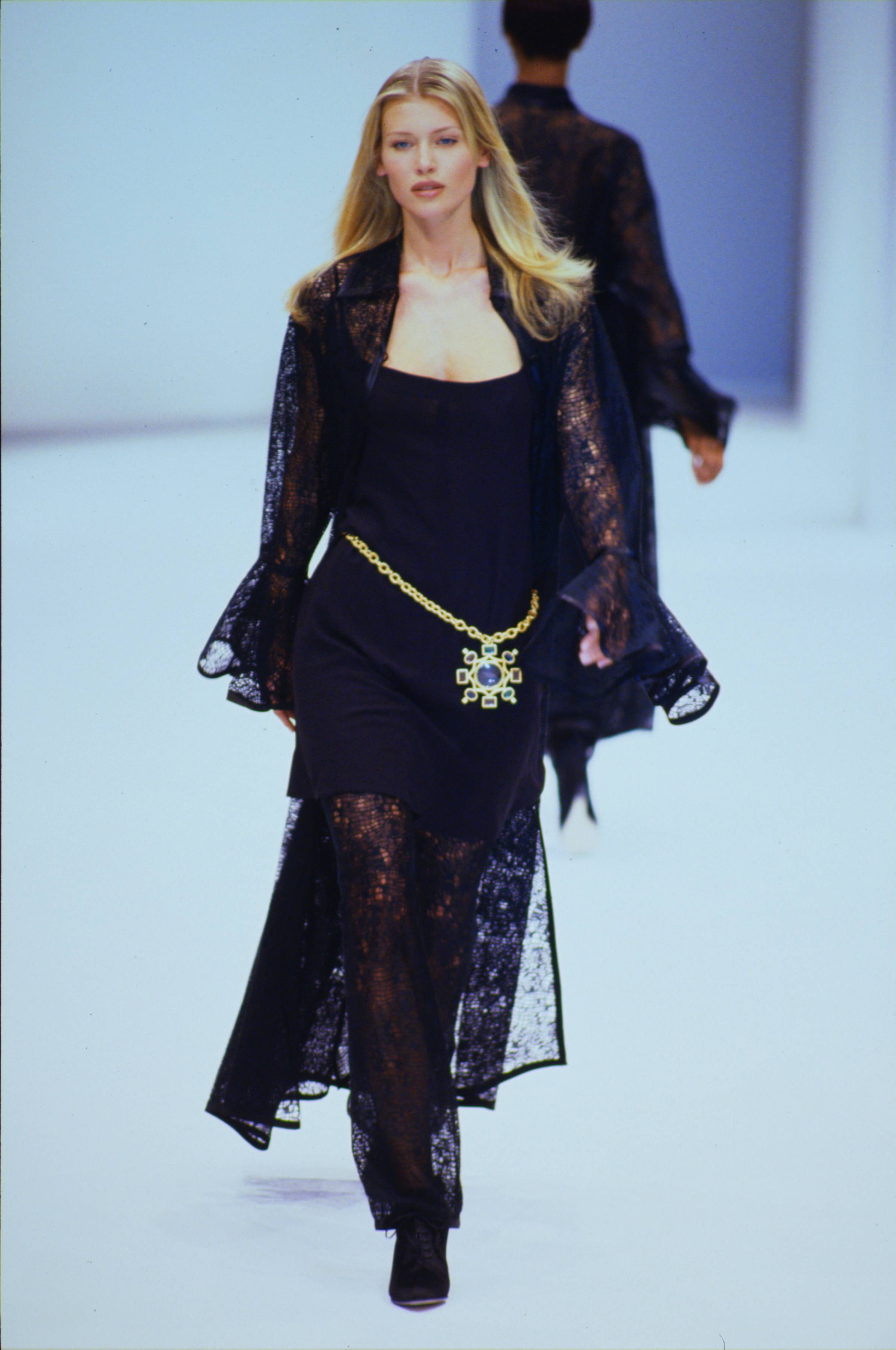 1892681891 daniela17ed310db92cc110feb46646e4f0cdb94