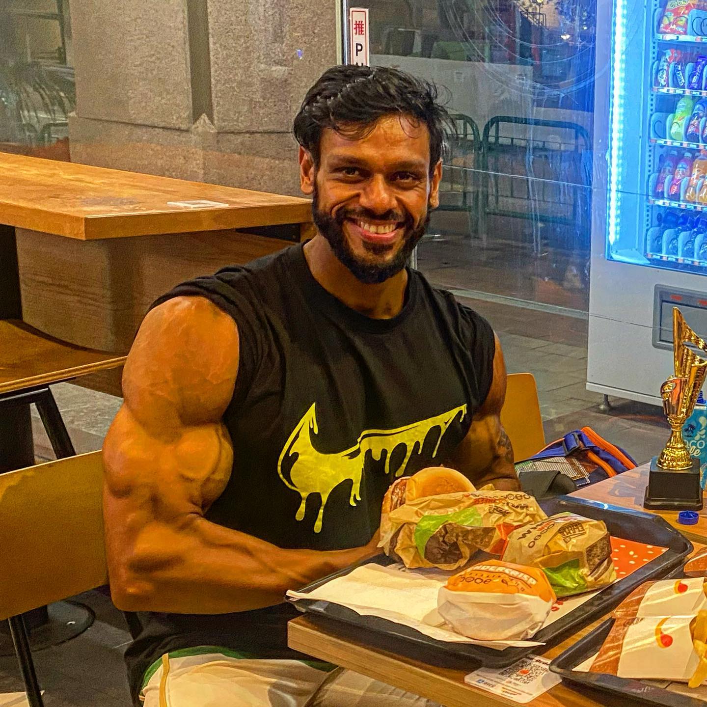 Aish mehan 20221210 p 2990245032501714534 1 2990245032501714534