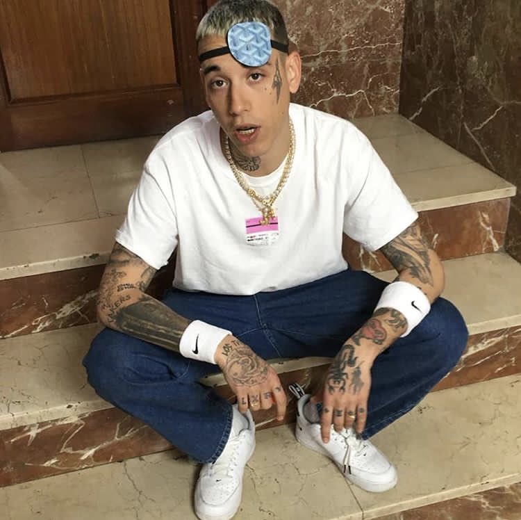 6BB33DB4 AF1C 48A5 8669 0500BA22E89F