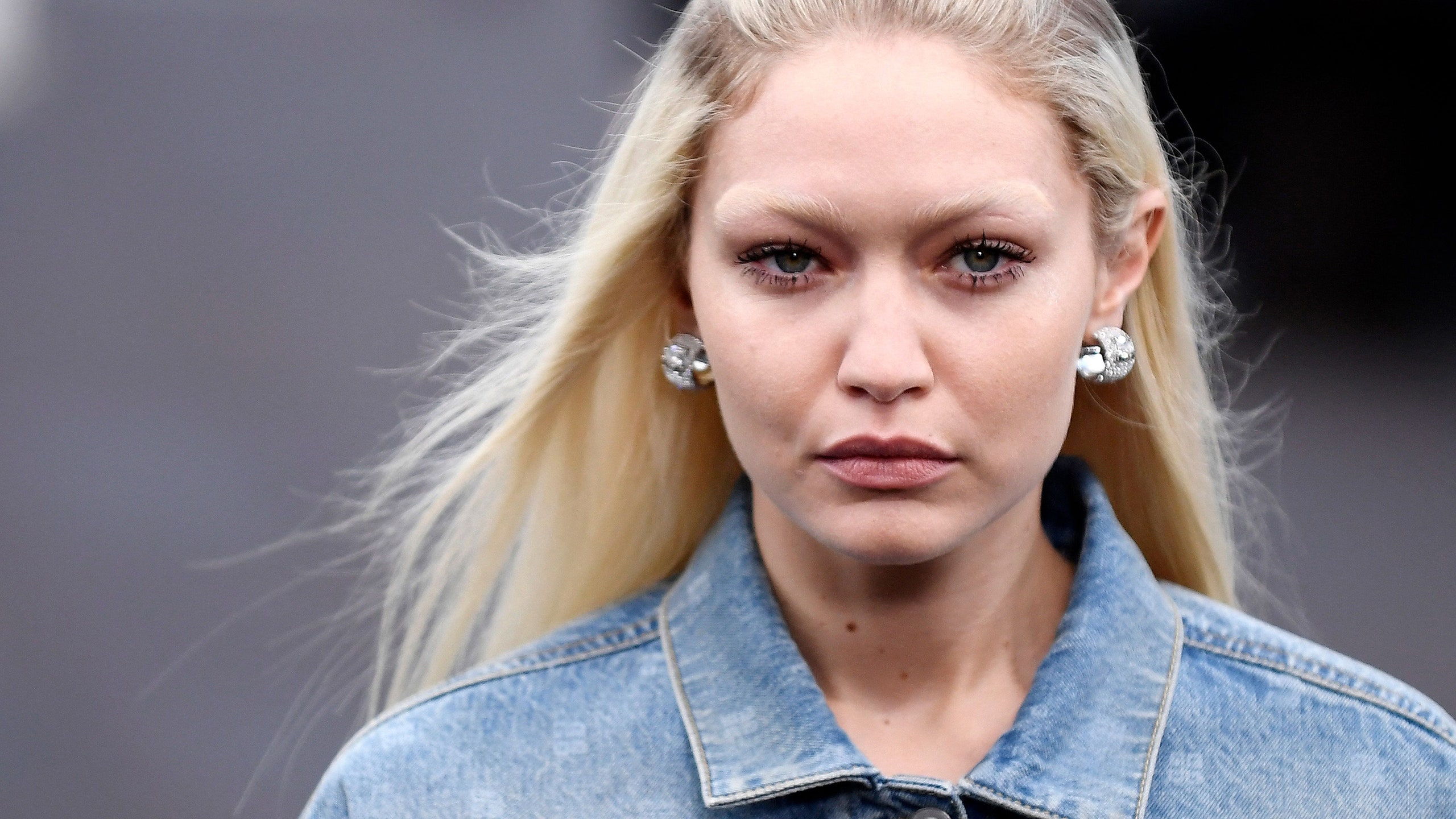 GIGI20HADID2004102220GettyImages 1243673764 SF