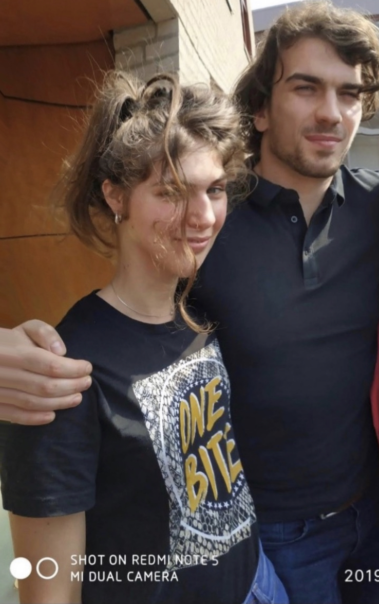 6B93B9D1 5FC9 48D2 87AF 28D68F4BA30D