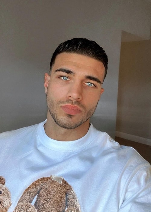 Tommy Fury as seen in a selfie that was taken in March 2021 1