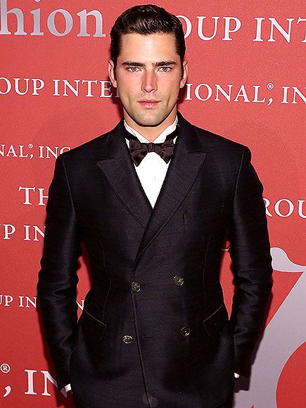 Sean opry 435 26590473f39140e8839bf485cf4dbd3f