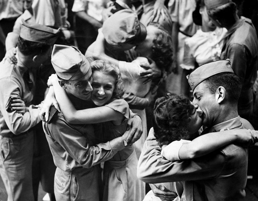 Old photos vintage war couples love romance 25 5731f4d786cdf  880