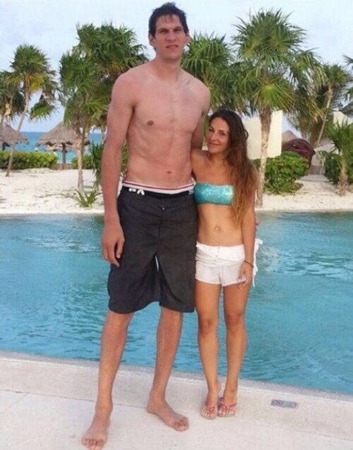 Boban-Marjanovic-Feet-3835098.jpeg