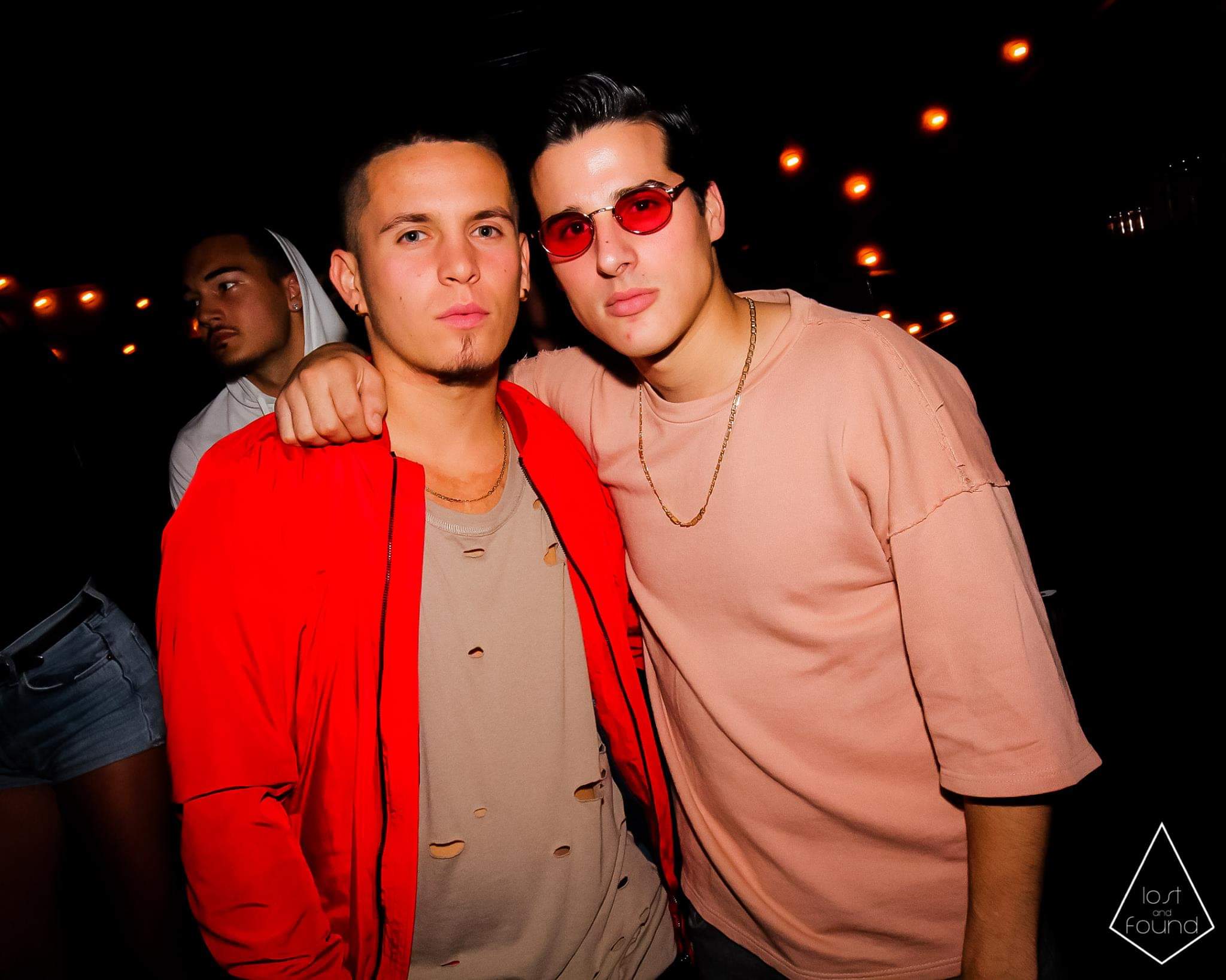 83794FEF 634F 4A48 9CB1 B8CA6F909C9D