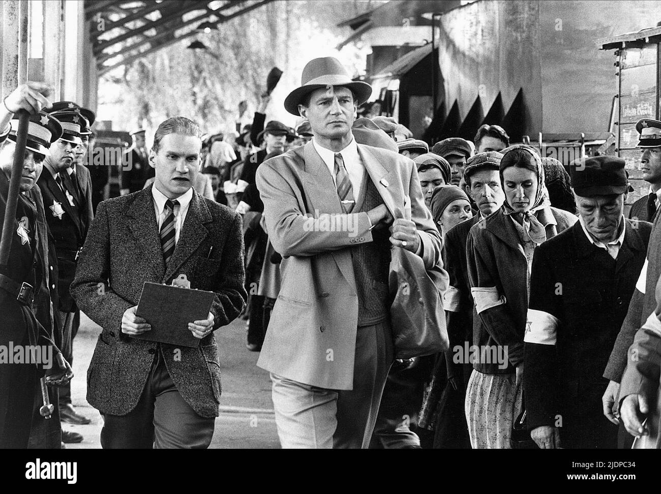 Liam neeson schindlers list 1993 2JDPC34