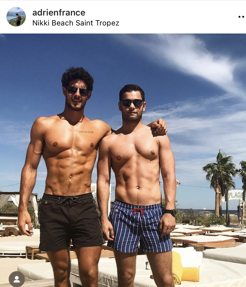 5A1DD442 AF52 4469 886C 0CAFF4ED59A9