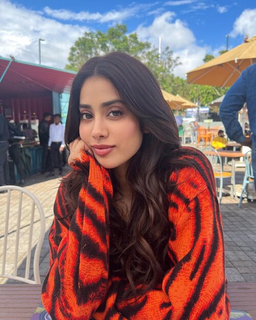 Janhvi-Kapoor-Youngest-Bollywood-Actresses.jpeg