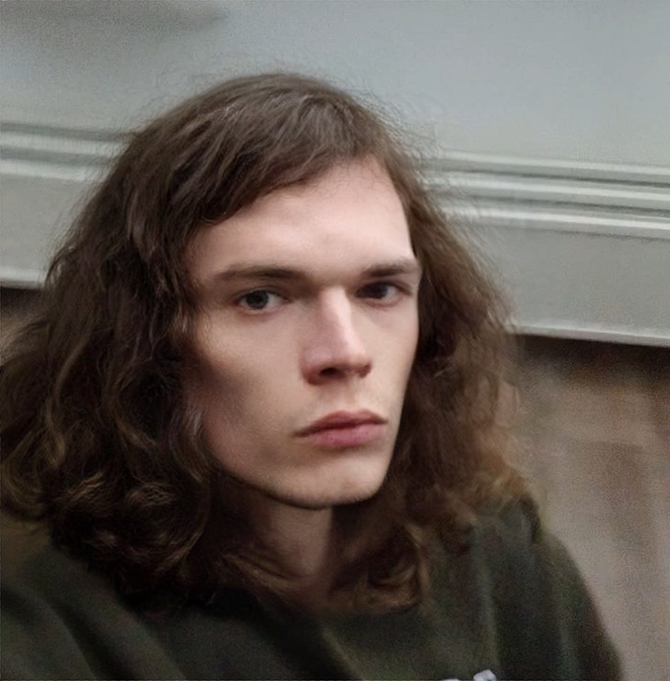 FaceApp 1678485845677