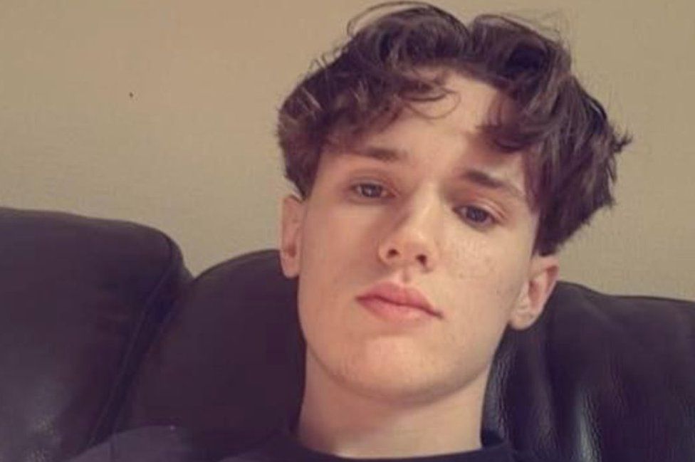 2ECEC66B 2507 4AD6 B23D 4EA3F3FA5F86