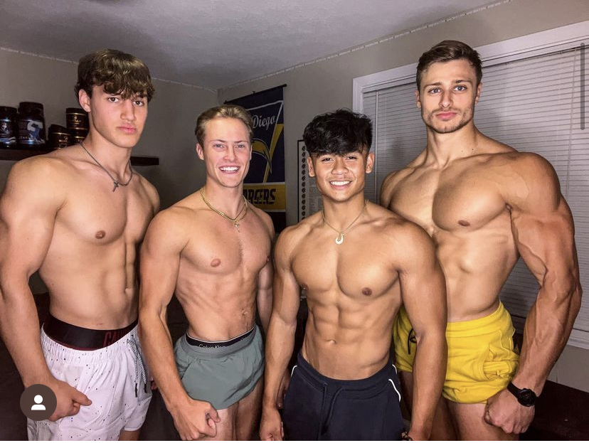 916B404A FBA8 474B 832E 2D54F94B6B6D