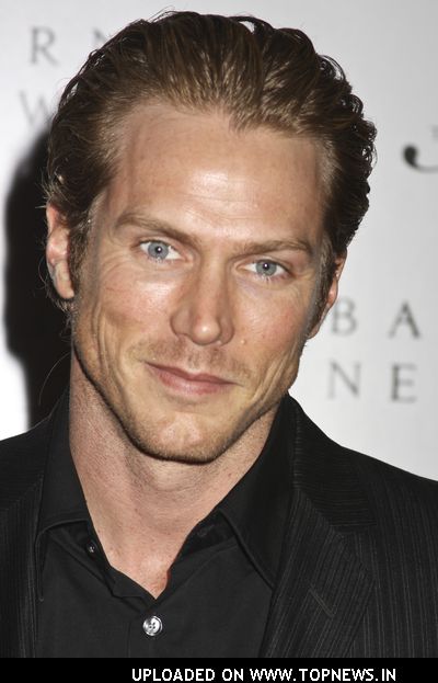 Jason Lewis10