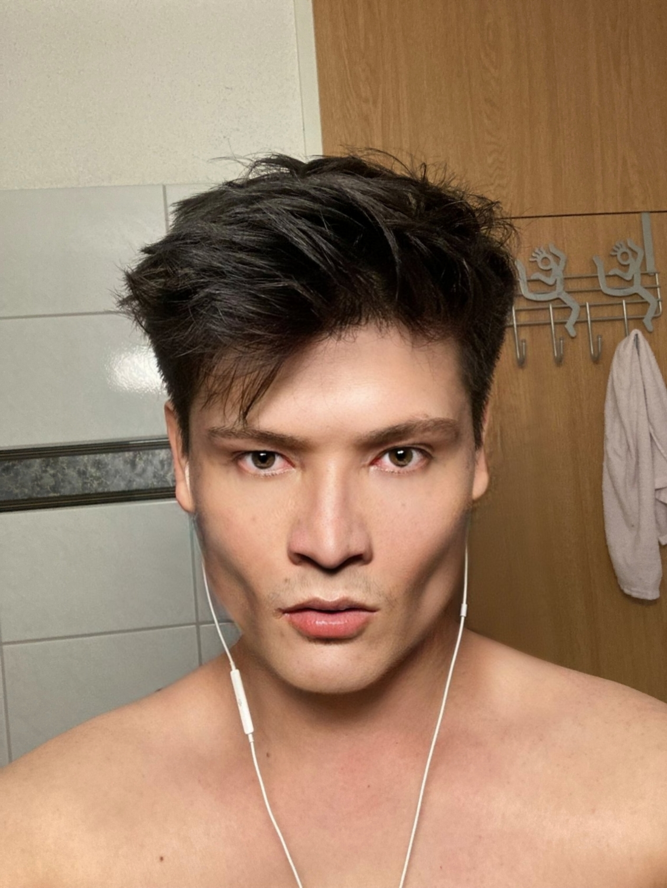 FaceApp 1678970714223