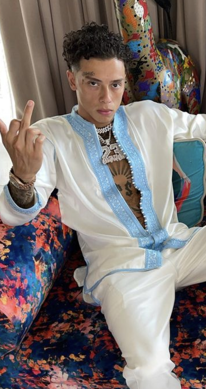 24B3E5EE 1CCE 49FF 8B0C 7014E1BF535D