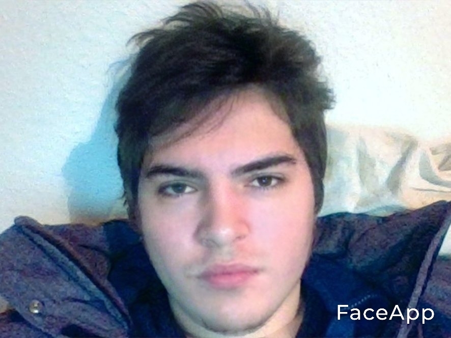 FaceApp 1679588931209