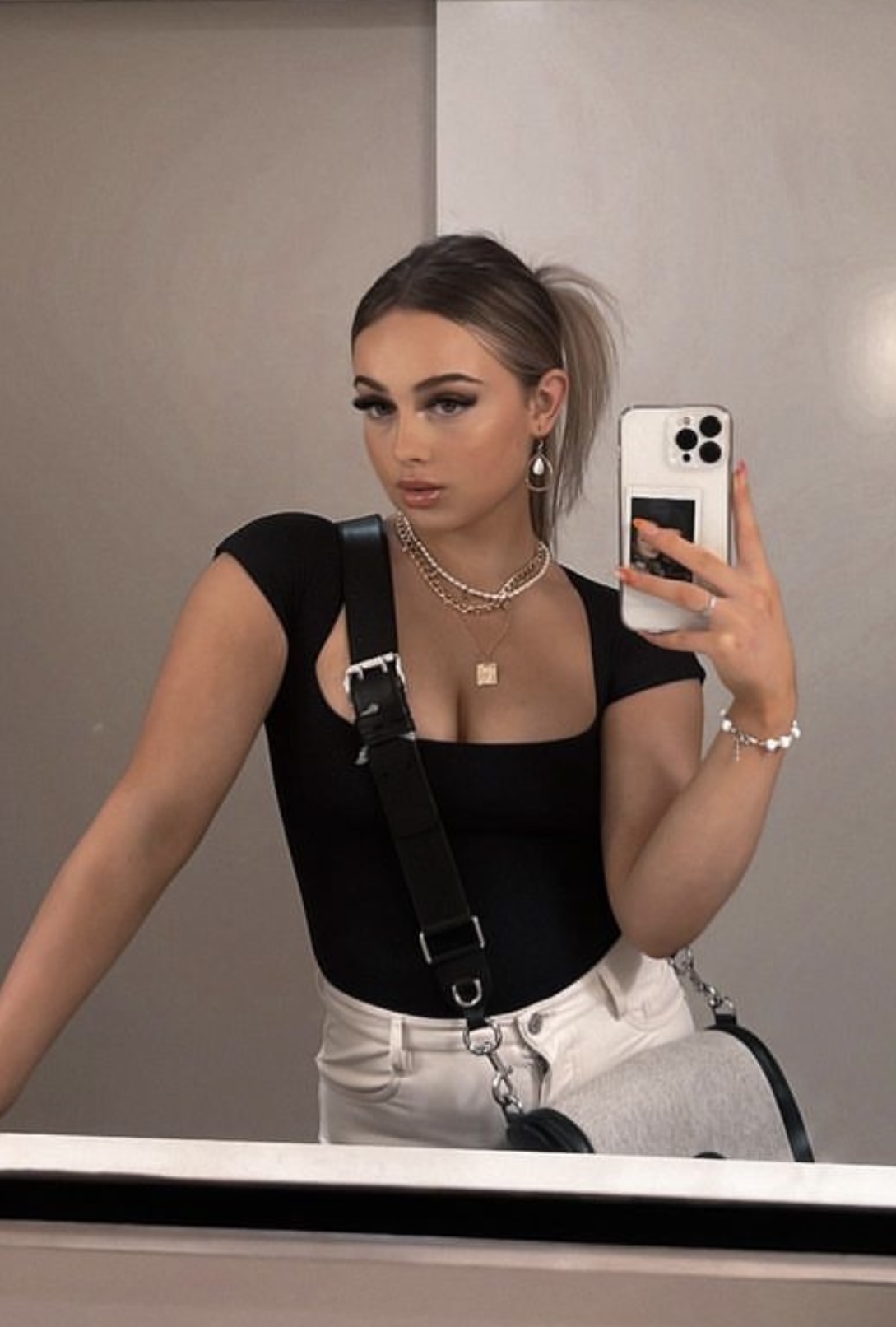 1BEBDDF7 D20A 42E8 8FB8 86DF56401F63