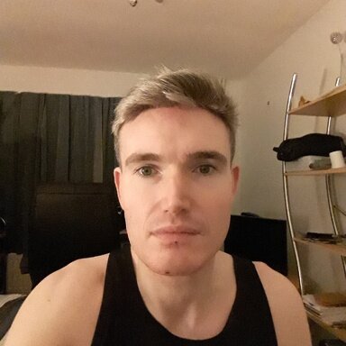 3333833 A035870A 7EB7 4311 8BFE 7BB8D2AD4FAE