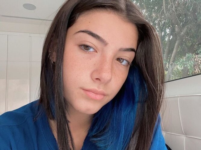 charli