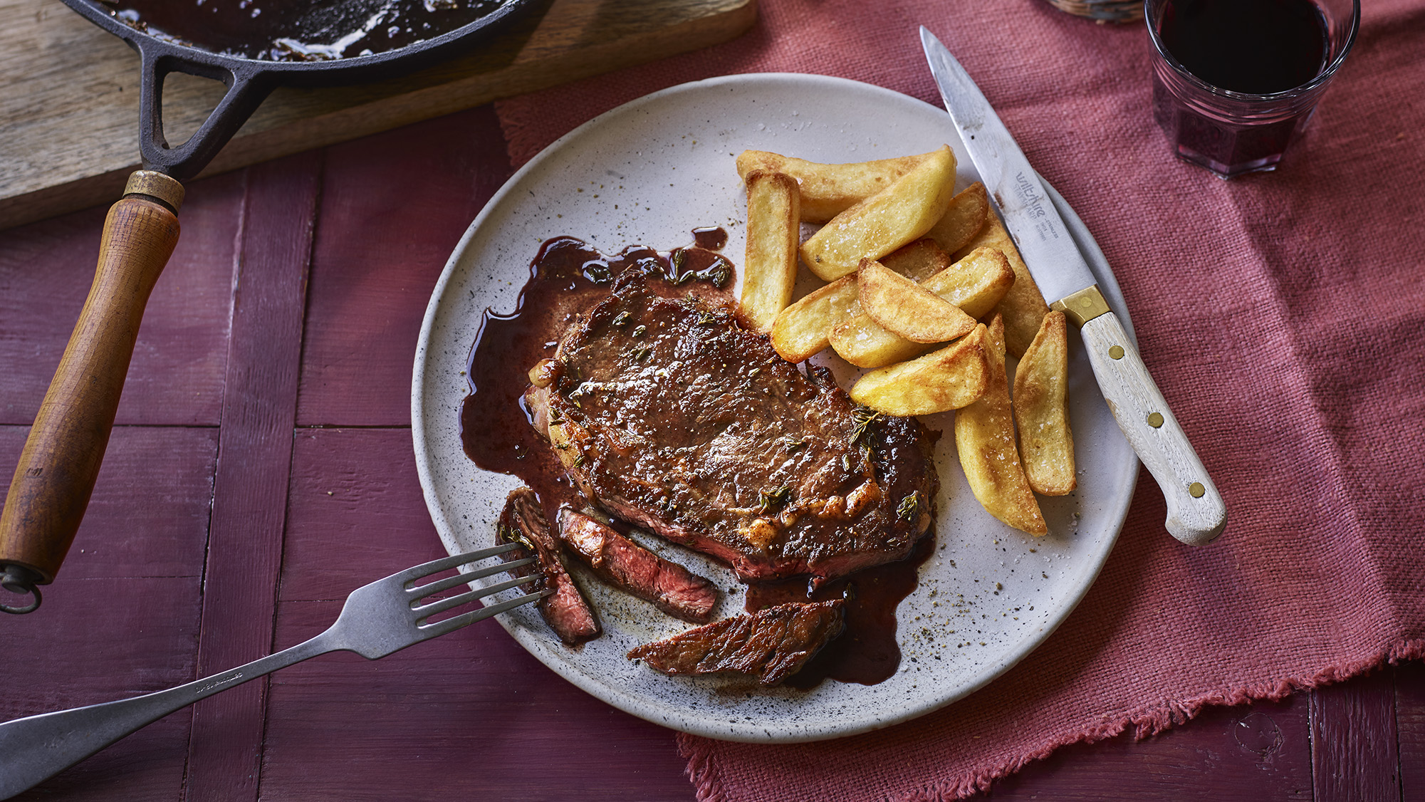 Perfect steak and chips 14714 16x9