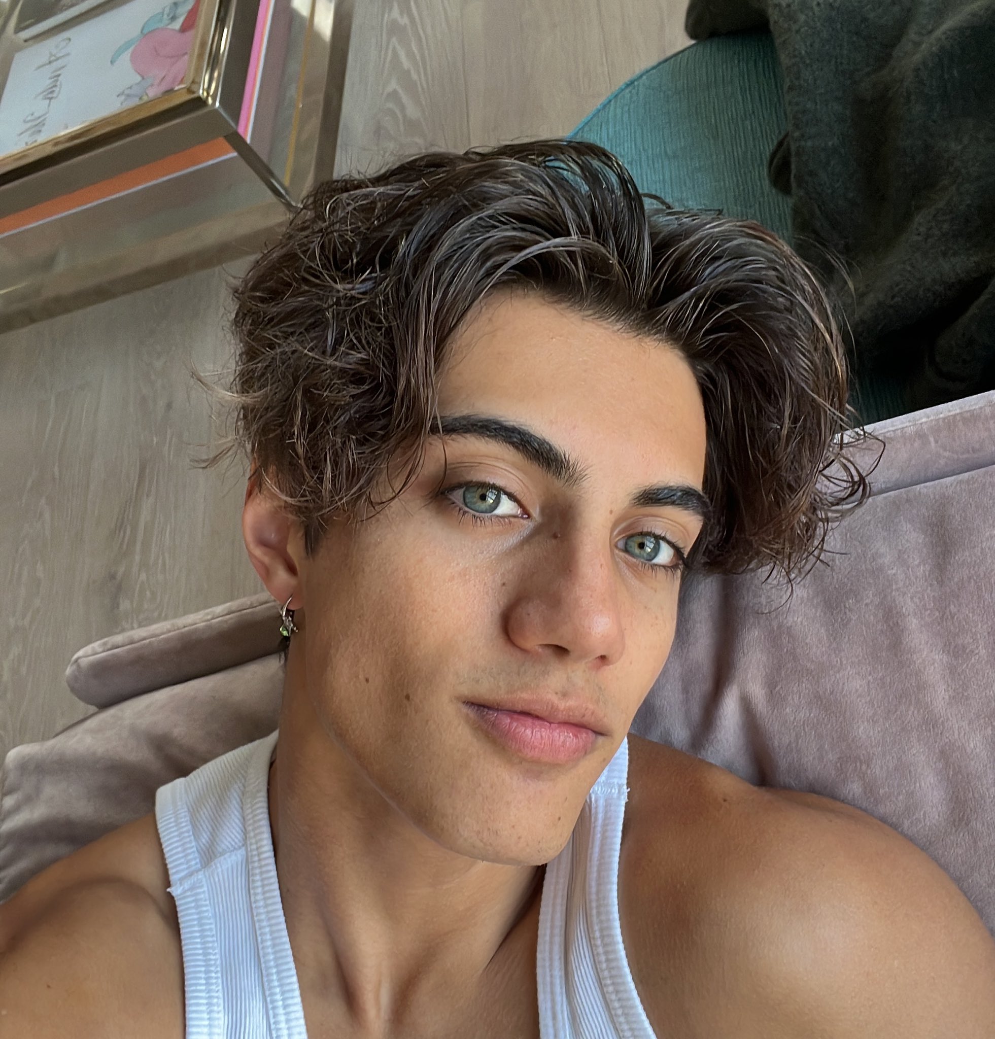 Fhm9FEpWQAEQdDq