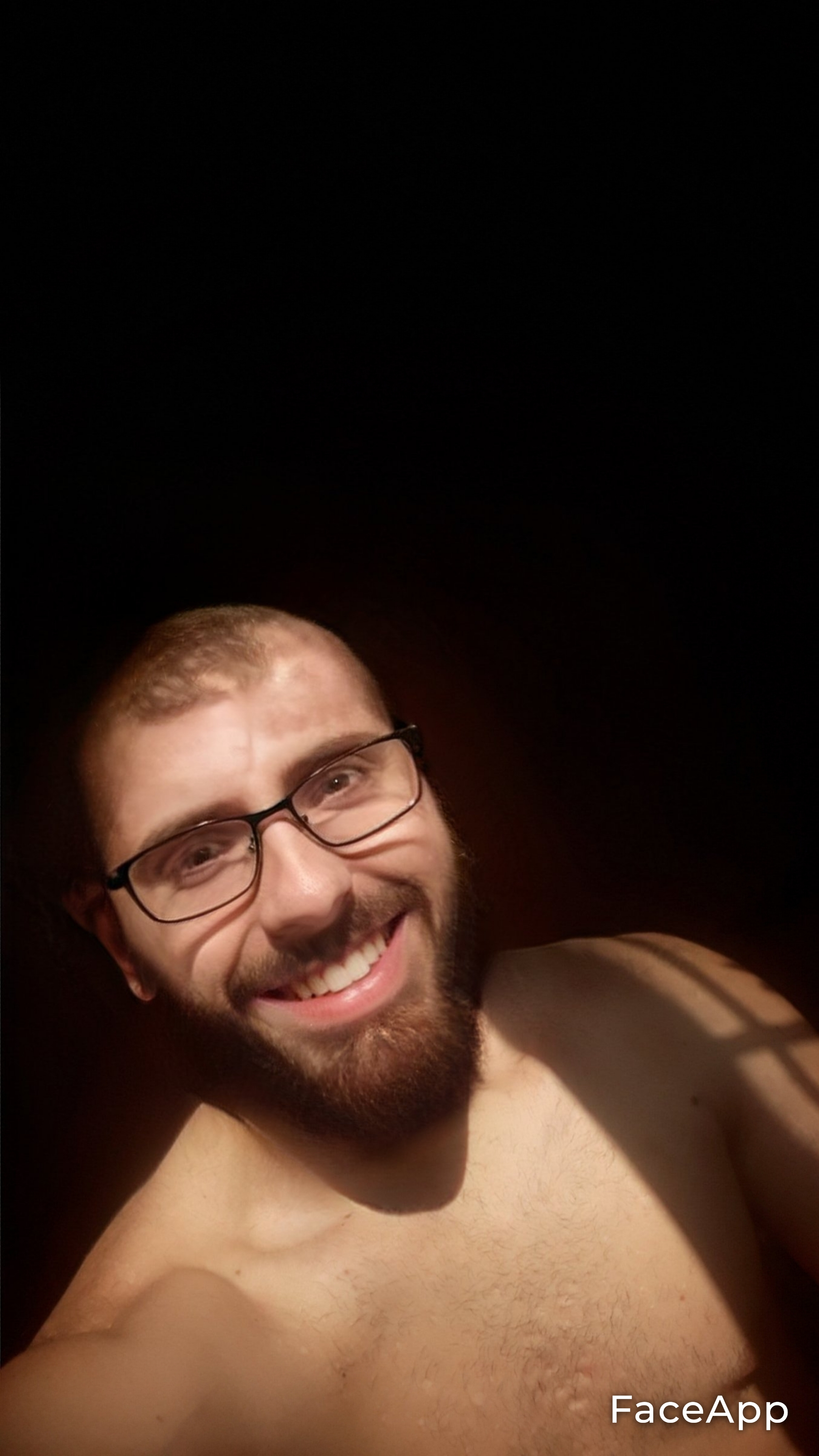FaceApp 1680674587675