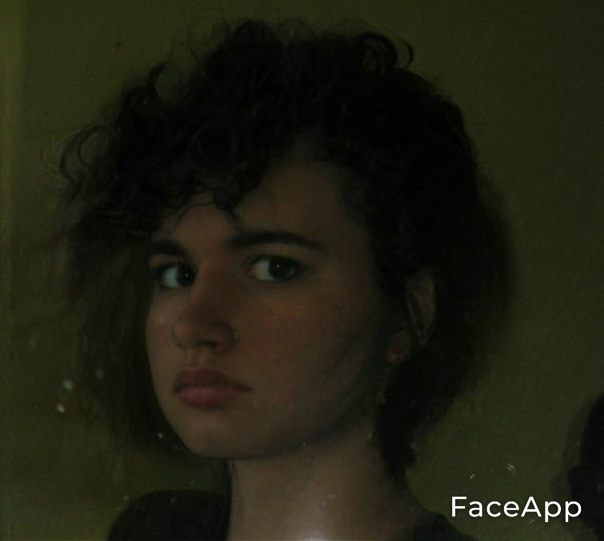 FaceApp 1680814527122