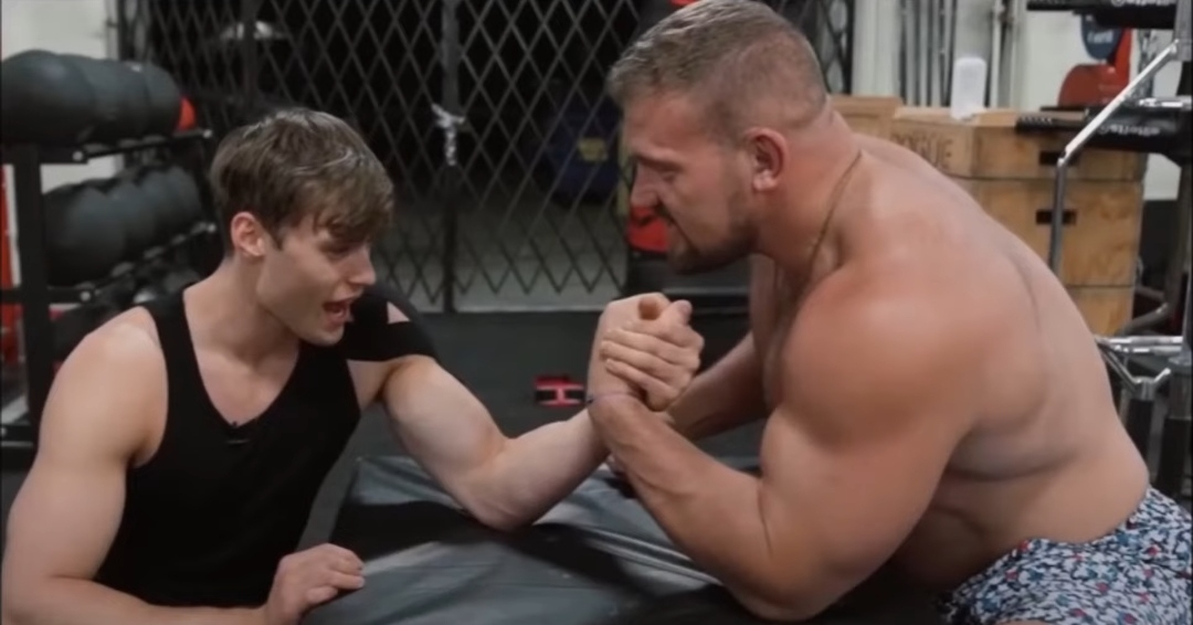 F359CDBB 24A3 441C AE81 204422380412