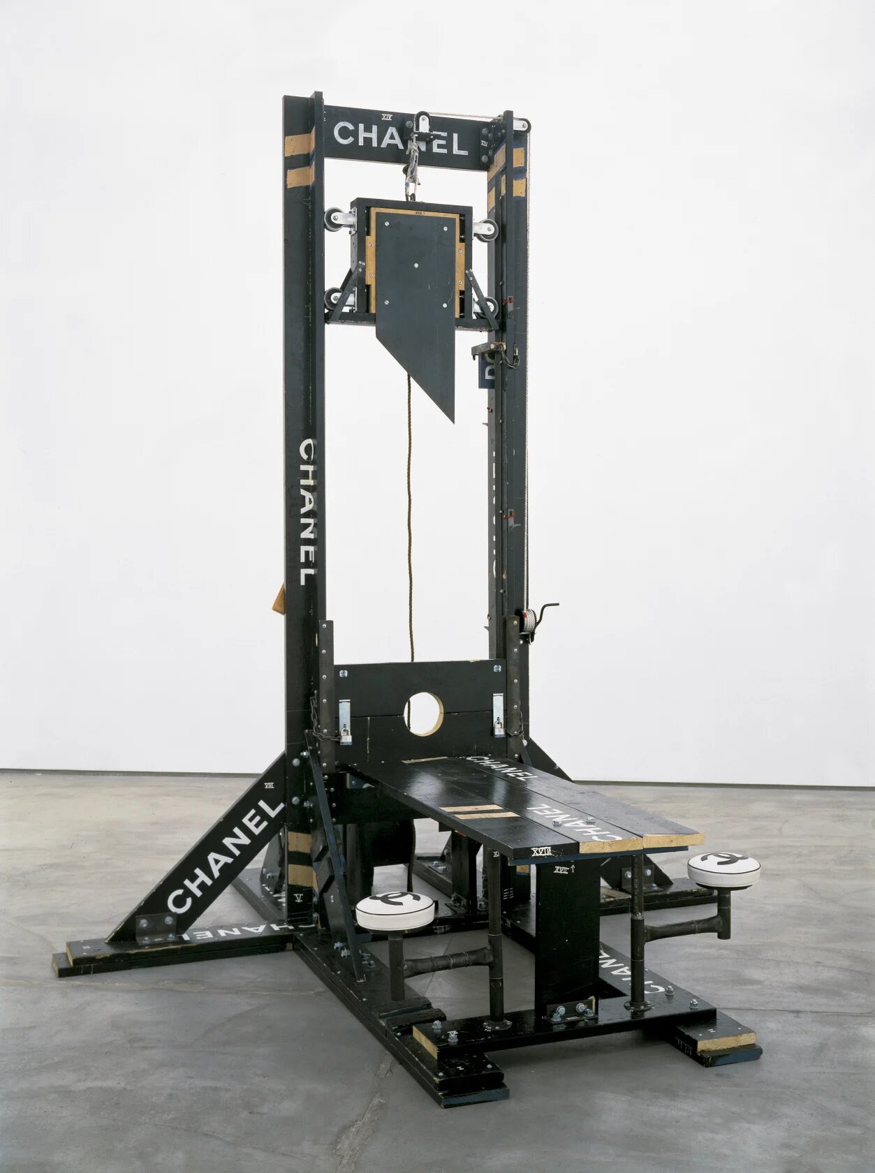1998 70 chanel guillotine breakfast nook 1 forpradabook