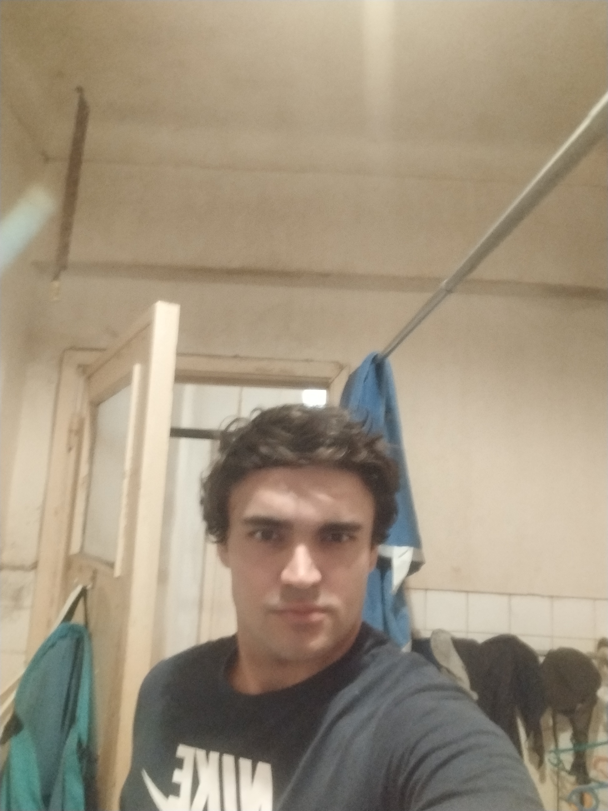 3352382 IMG 20230409 185115