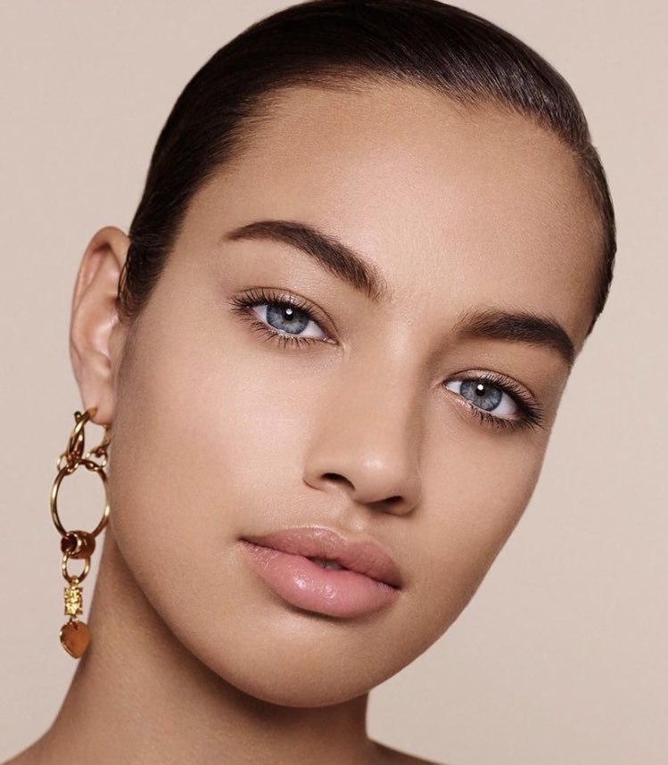 3353374 06CF1B32 BCE1 4744 A959 EA5C691AAAFC