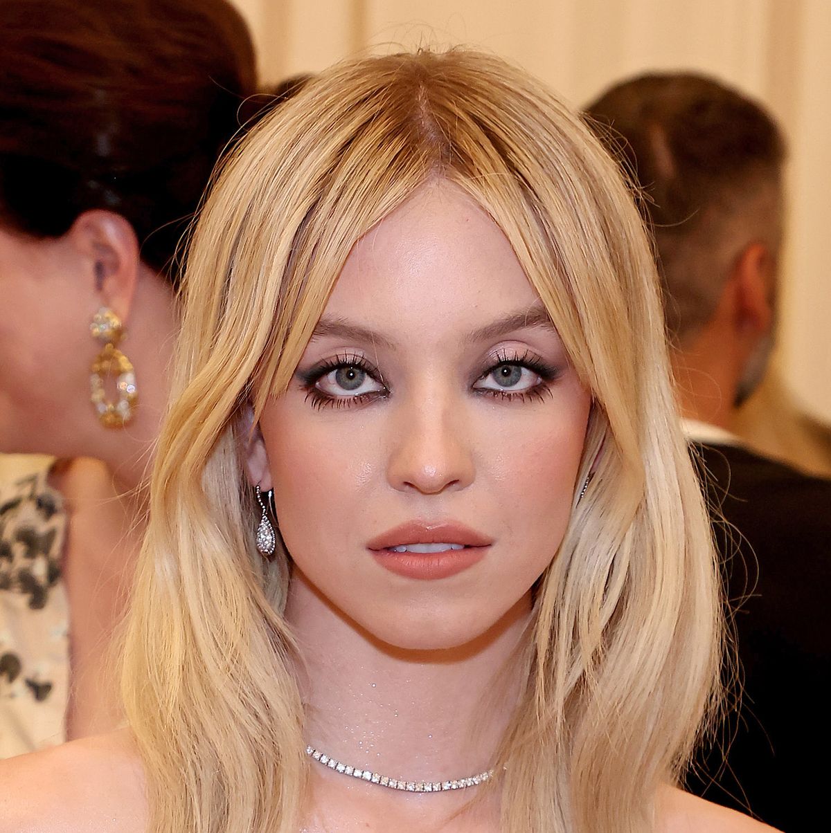 Sydney sweeney arrives at the 2022 met gala celebrating in news photo 1651605357 12