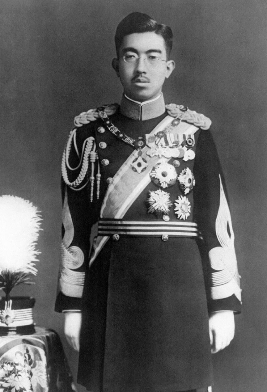 Emperor Showa in dress 1