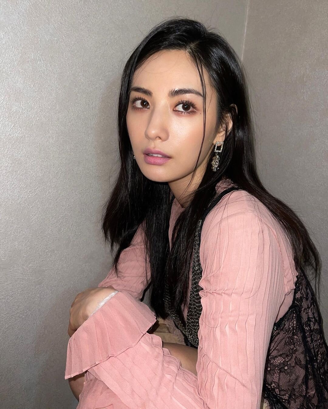 221011 Nana Instagram Update documents 1
