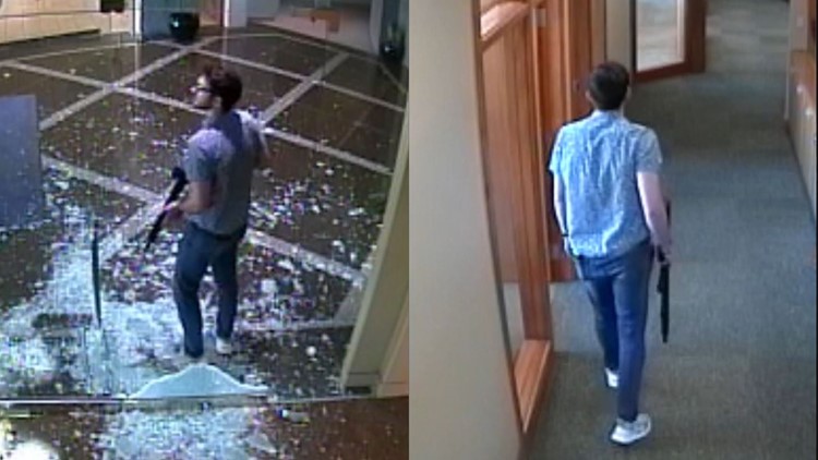 F8ECC898 3248 4420 8967 857BA0BF001C