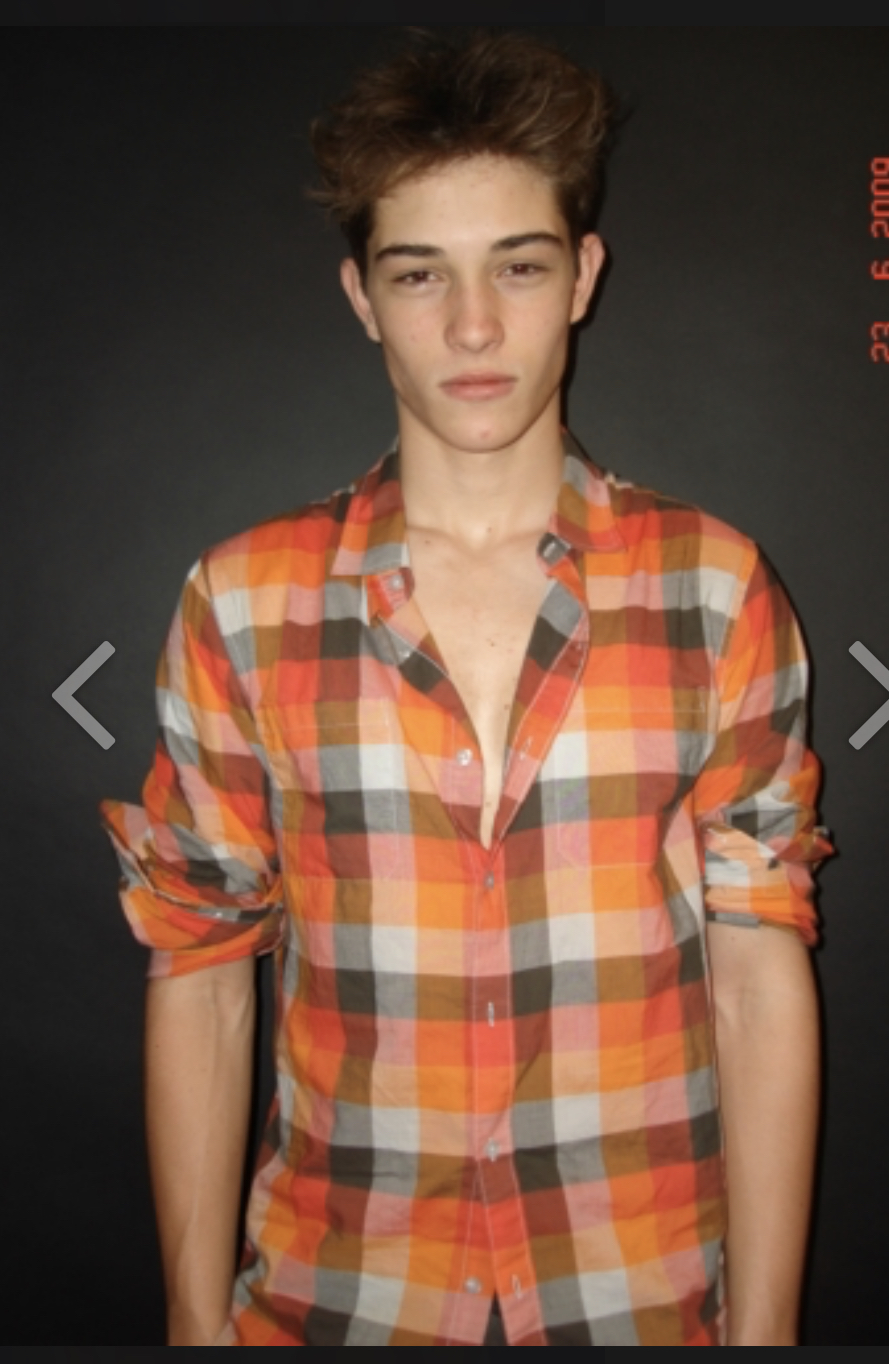 EF217131 4181 4F8F BED5 767EDF35B418