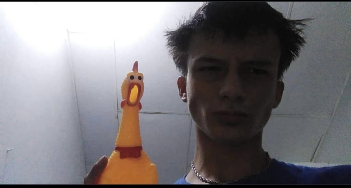 3086496 53C9CFA6 CA2E 42B5 A3E1 12BFFCD823D1