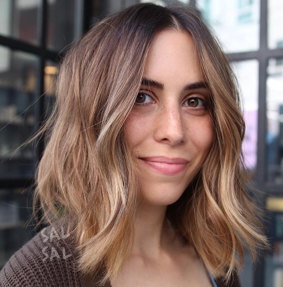 8 wavy bob for a long face BXTlVcYBQEm