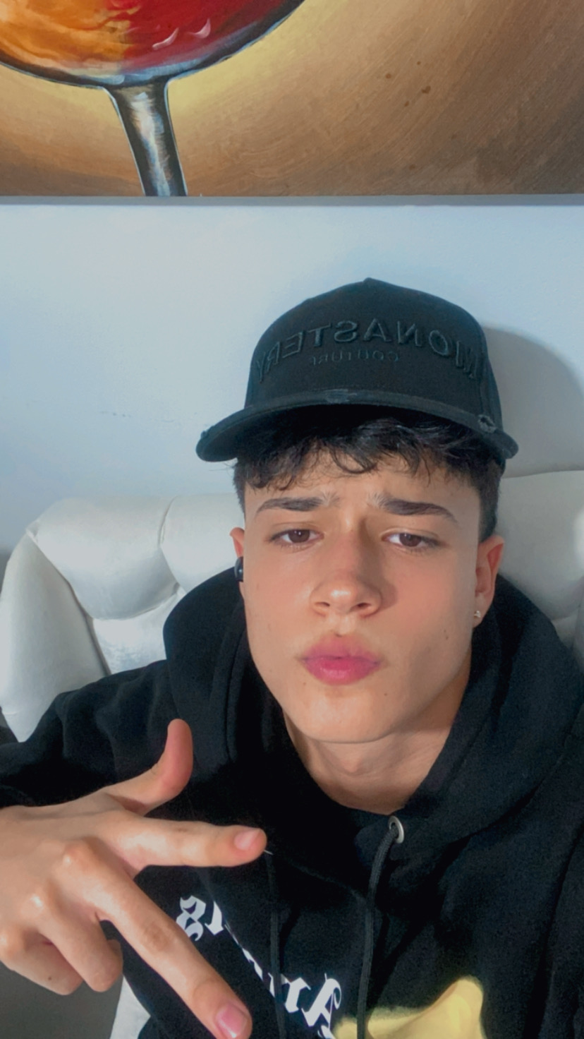 3F3B0D36 E928 4EB5 BA8A 386B8D4A7061