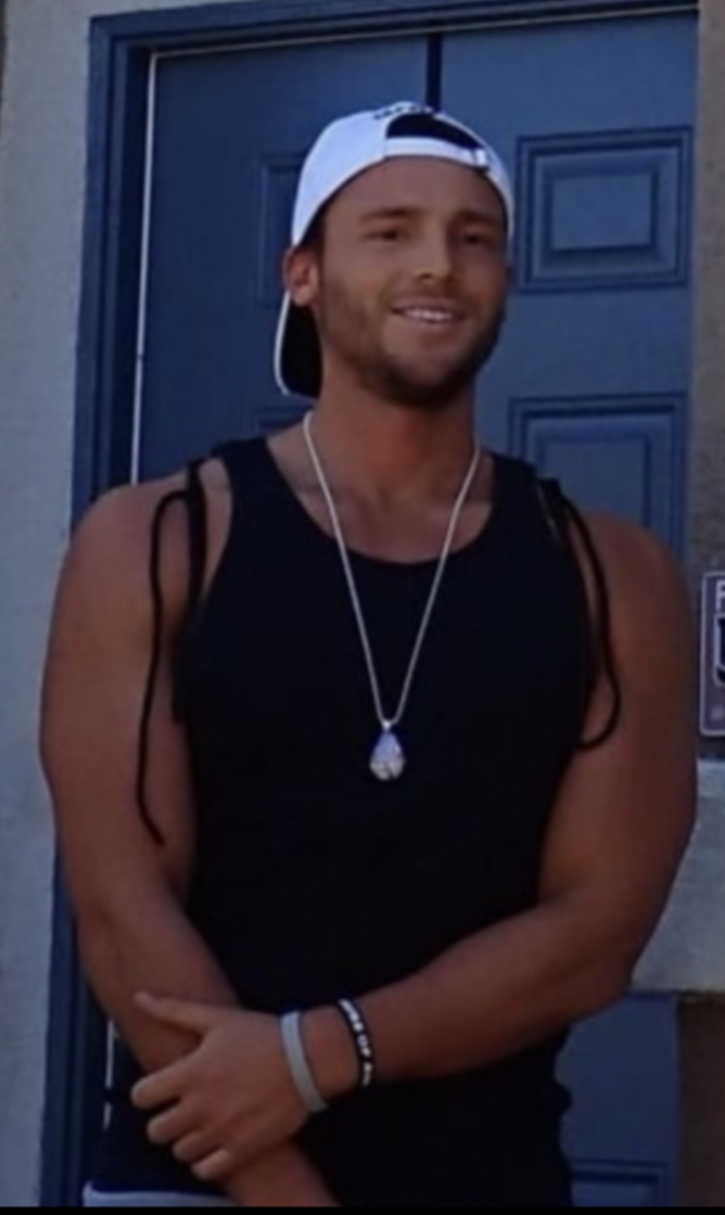 DB147B43 C9D9 40CA 858B 136989F7B14E