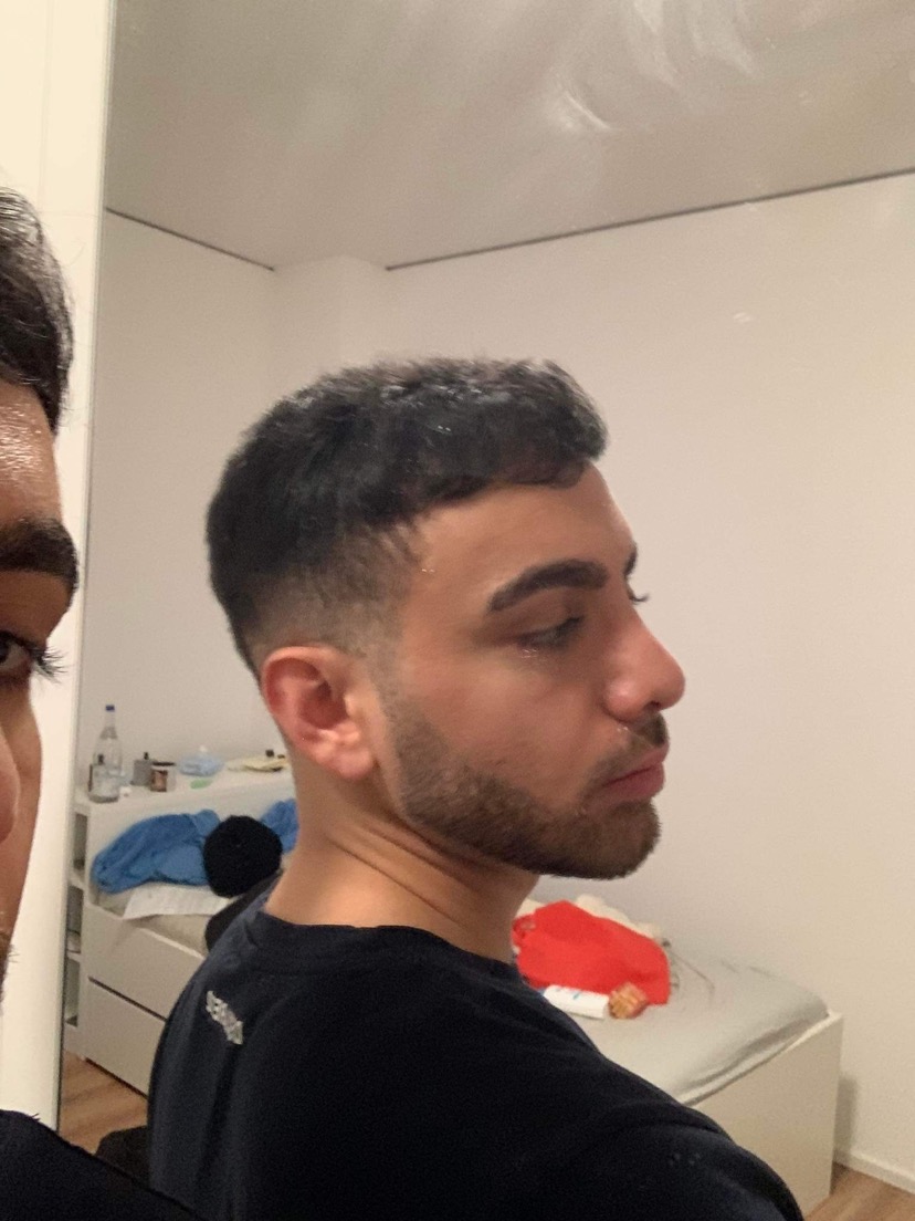 22D5A0BB 708B 4801 9283 BF8EB92FF34A