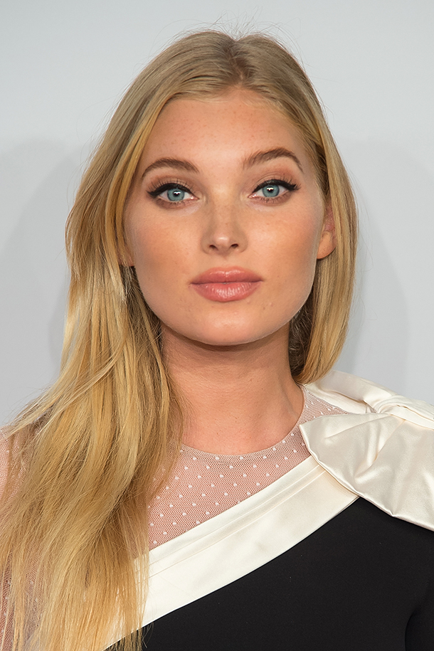 3372294 elsa hosk story