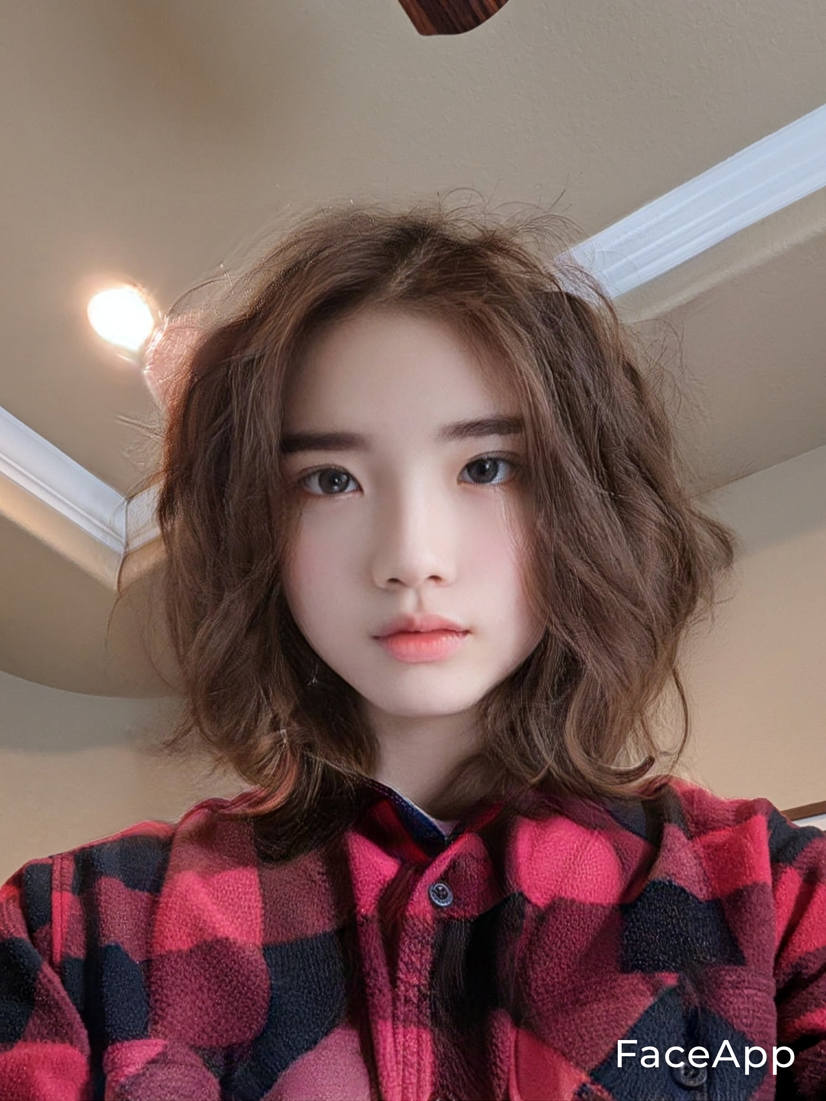 FaceApp 1682397268848